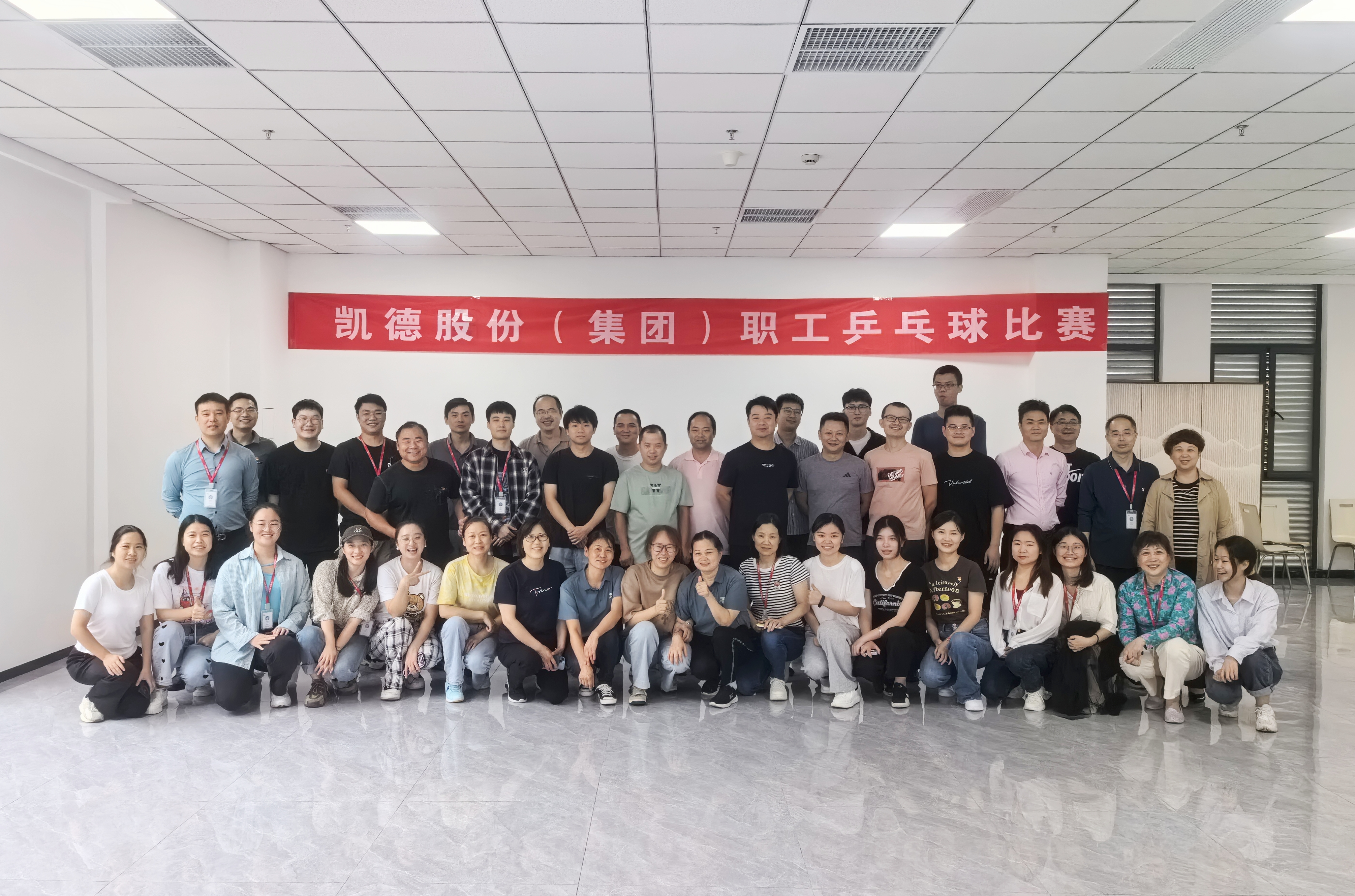 ���ü�������(zh��n)�������Խ������b�ഺ������?ji��ng)P�¹ɷݣ����F(tu��n)���e�k�׌�ƹ�����ِ